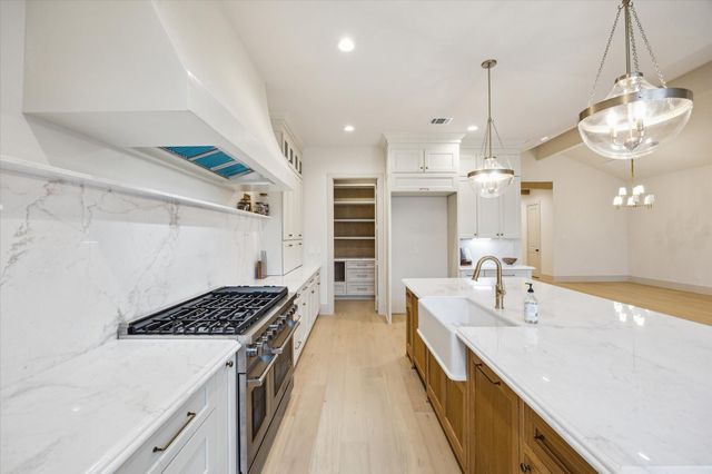 1031 Nashua Street, Houston, TX 77008