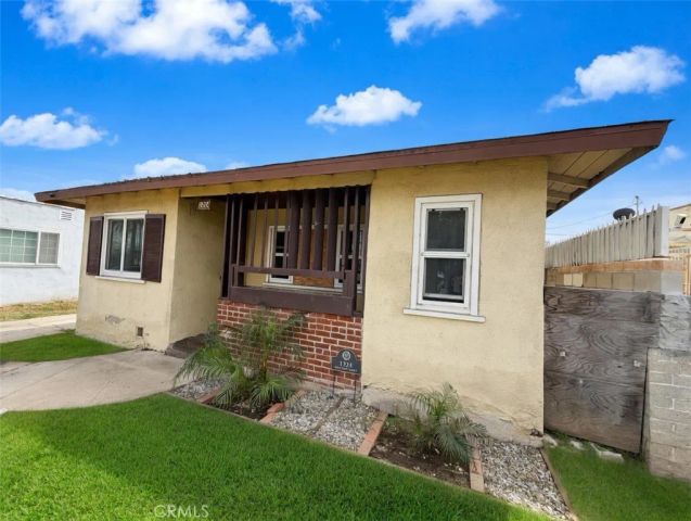 1324 W 101st, Los Angeles, CA 90044