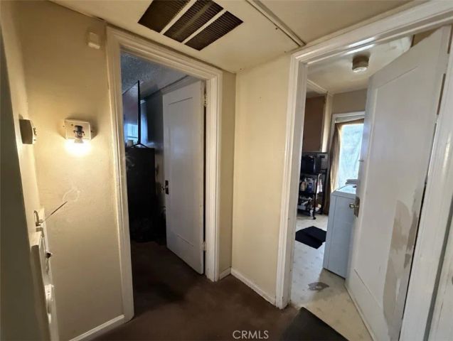 1324 W 101st, Los Angeles, CA 90044