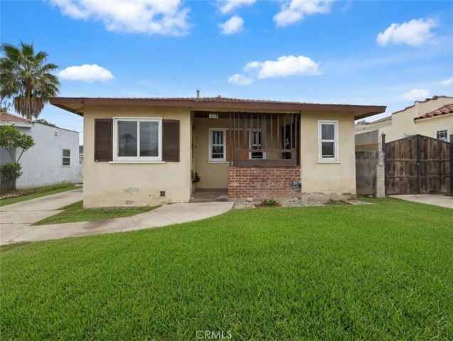 1324 W 101st, Los Angeles, CA 90044