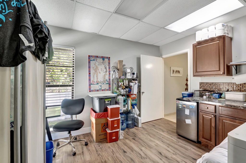 Image 11 of property listing at 13455 S Military Trail B, Delray Beach, FL 33484
