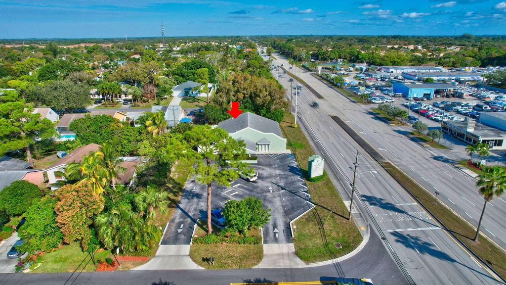 Image 19 of property listing at 13455 S Military Trail B, Delray Beach, FL 33484