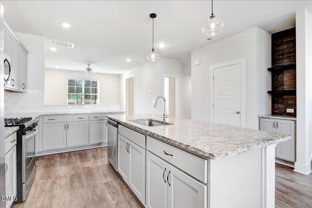 857 S Franklin Street, Wake Forest, NC 27587