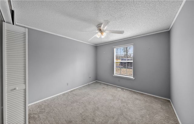 4 Stratton Lane, Bella Vista, AR 72714