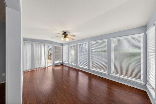 4 Stratton Lane, Bella Vista, AR 72714