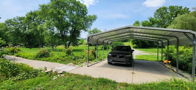 2877 Bryant Rd, Culleoka, TN 38451