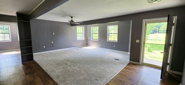 2877 Bryant Rd, Culleoka, TN 38451