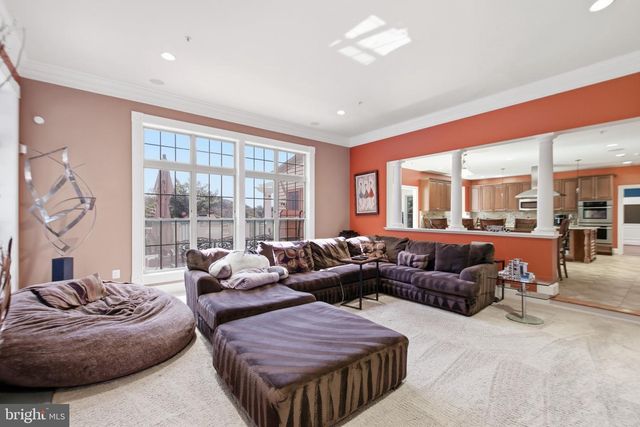 2405 TURNGATE CT, Upper Marlboro, MD 20774