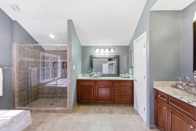 2405 TURNGATE CT, Upper Marlboro, MD 20774