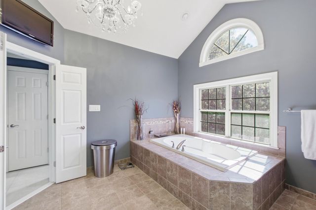 2405 TURNGATE CT, Upper Marlboro, MD 20774