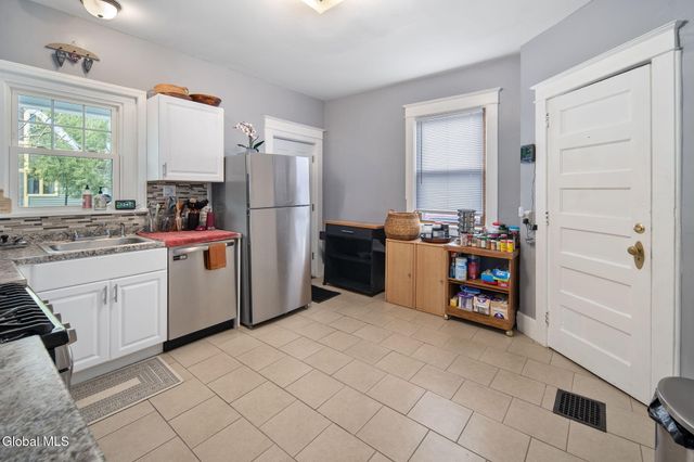 505 Bedford Road, Schenectady, NY 12308