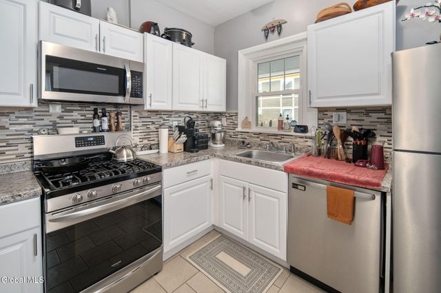 505 Bedford Road, Schenectady, NY 12308