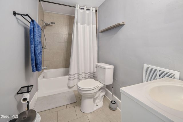 505 Bedford Road, Schenectady, NY 12308