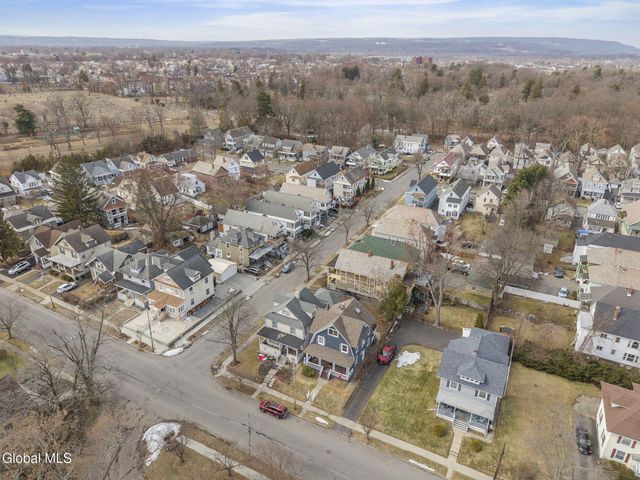 505 Bedford Road, Schenectady, NY 12308