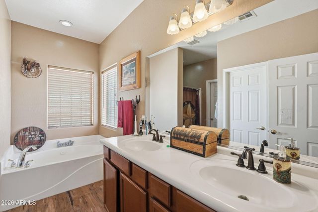 4424 S 180th Drive, Goodyear, AZ 85338