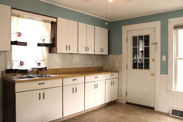 606 Rockingham Street, Berlin, NH 03570