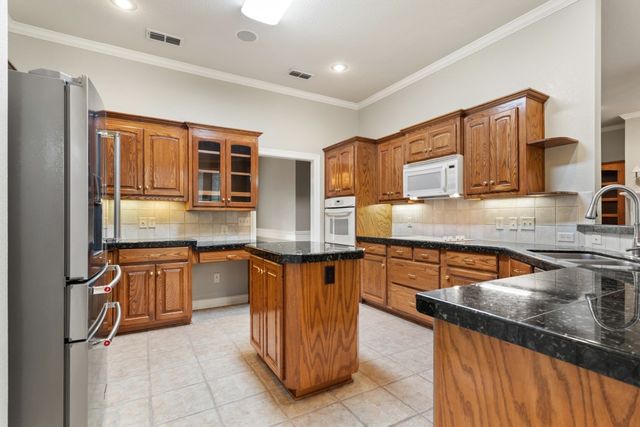 130 CR 2221, Mineola, TX 75773