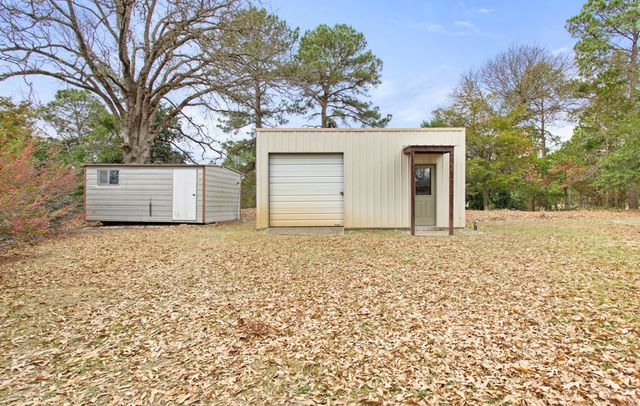 130 CR 2221, Mineola, TX 75773