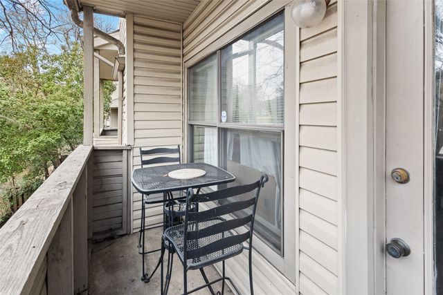 7340 Skillman Street 102, Dallas, TX 75231