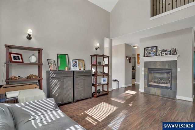 1340 West Meadows Dr NW, Salem, OR 97304
