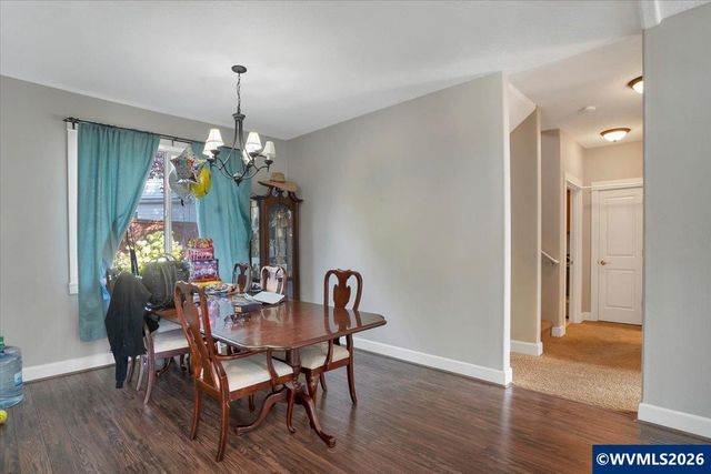 1340 West Meadows Dr NW, Salem, OR 97304