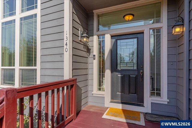 1340 West Meadows Dr NW, Salem, OR 97304