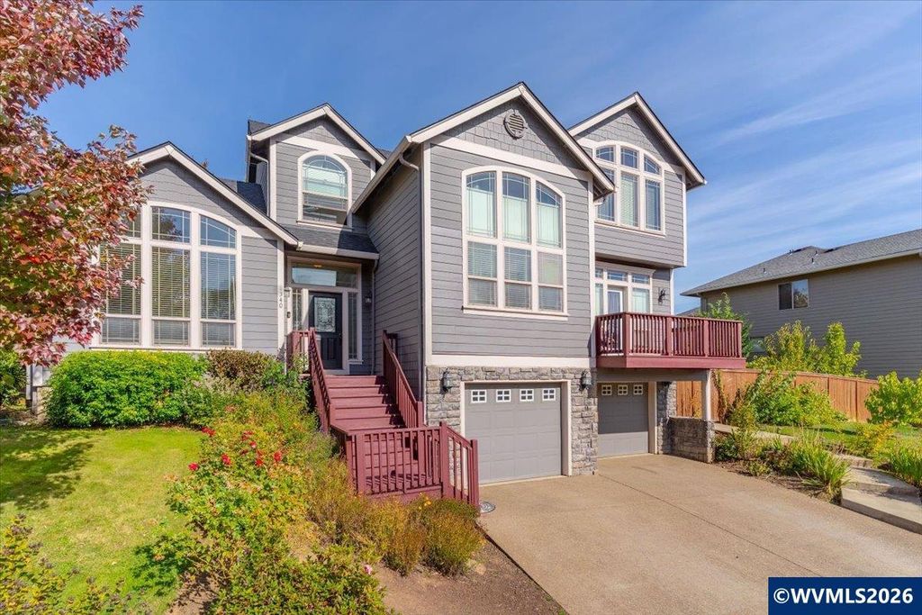 1340 West Meadows Dr NW, Salem, OR 97304
