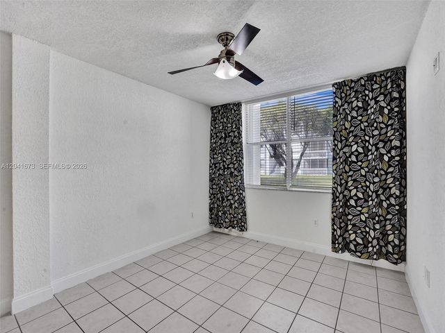 6705 NW 169th Street C112, Hialeah, FL 33015