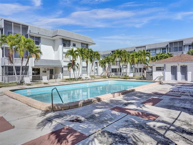 6705 NW 169th Street C112, Hialeah, FL 33015