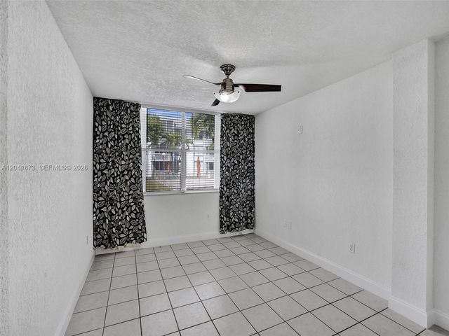 6705 NW 169th Street C112, Hialeah, FL 33015