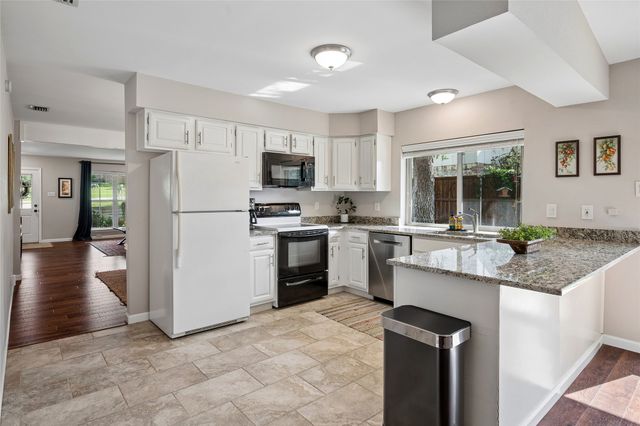 705 Walnut Drive, Lewisville, TX 75067