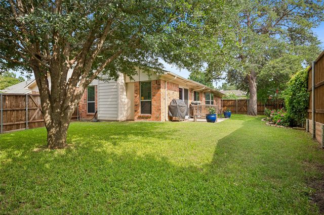 705 Walnut Drive, Lewisville, TX 75067