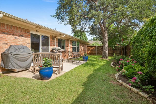 705 Walnut Drive, Lewisville, TX 75067
