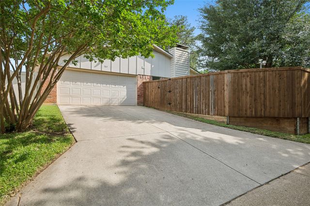 705 Walnut Drive, Lewisville, TX 75067