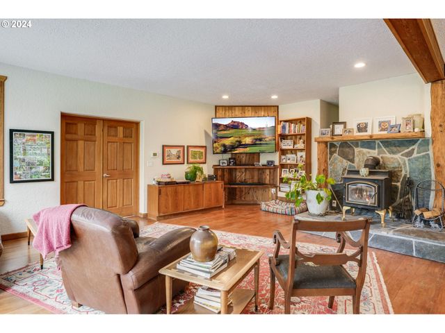 2625 Ne GOODWIN Rd, Camas, WA 98607