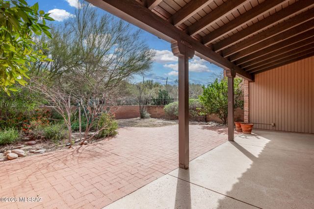 4568 N Camino Campero, Tucson, AZ 85750