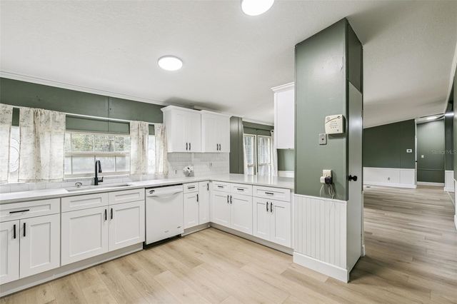 2832 4TH STREET, Orlando, FL 32820