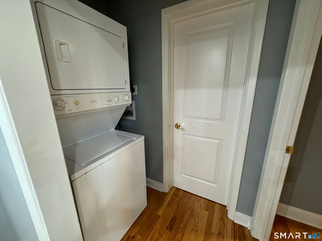 11 Maple Street 2, Trumbull, CT 06611