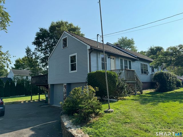 11 Maple Street 2, Trumbull, CT 06611