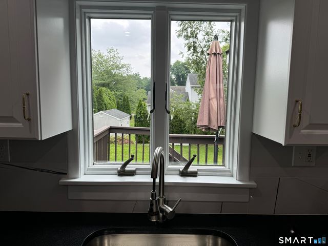 11 Maple Street 2, Trumbull, CT 06611