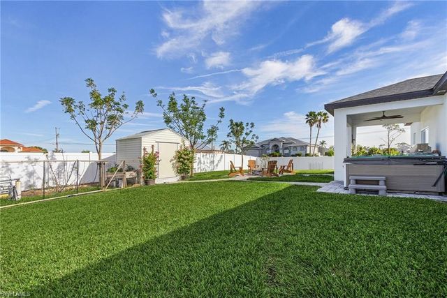 1901 NW 3rd ST, Cape Coral, FL 33993