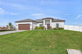 1901 NW 3rd ST, Cape Coral, FL 33993