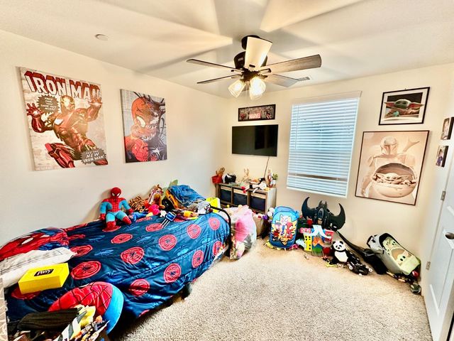 905 Wishon Avenue W, Madera, CA 93636