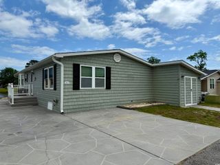 368 East Lake Dr., Surfside Beach, SC 29575