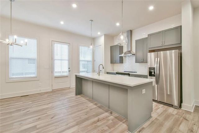 262 Dilbeck NE Circle, Atlanta, GA 30342