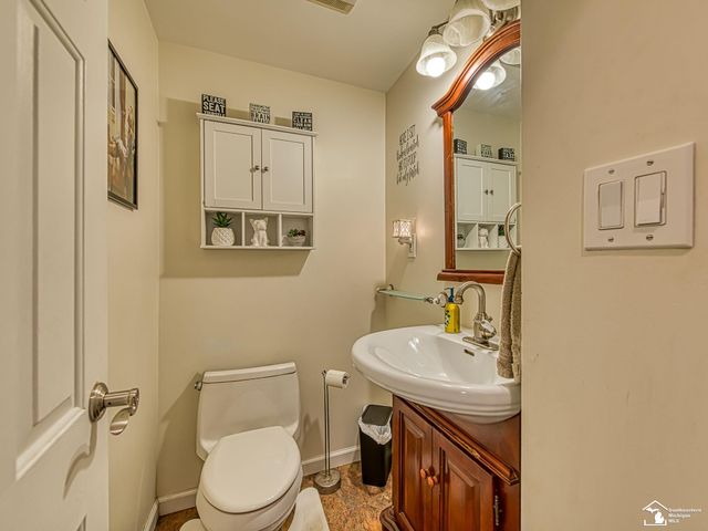 788 N Linville Street, Westland, MI 48185