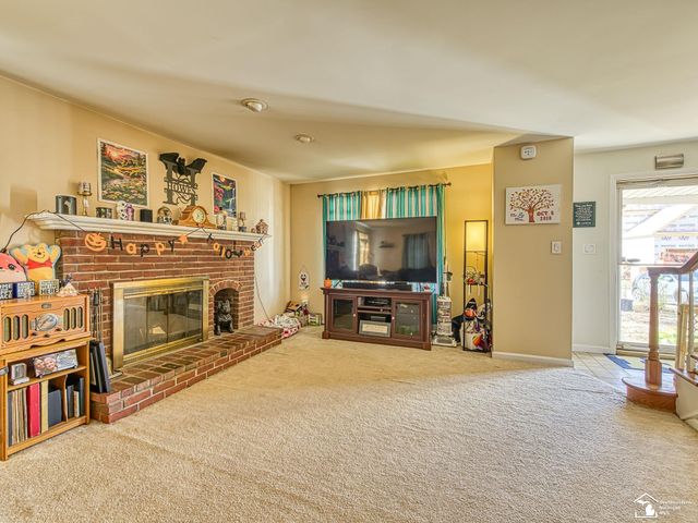 788 N Linville Street, Westland, MI 48185