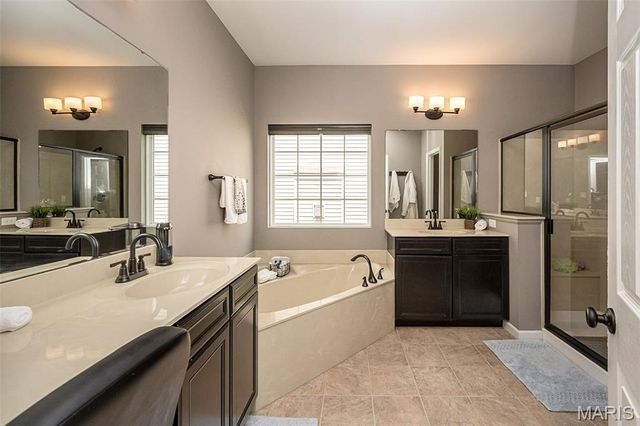 83 S Ridgewynd Court, Lake St Louis, MO 63367