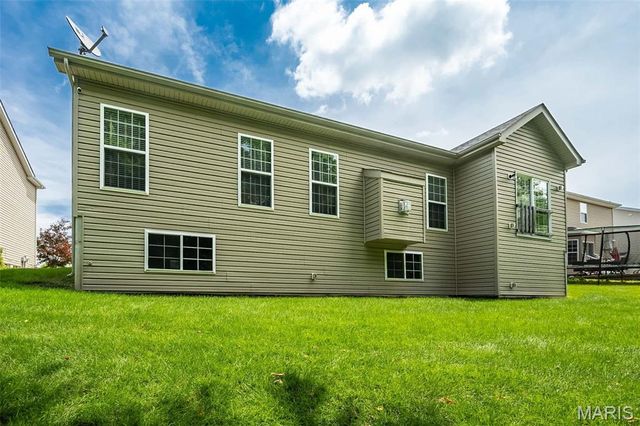 83 S Ridgewynd Court, Lake St Louis, MO 63367