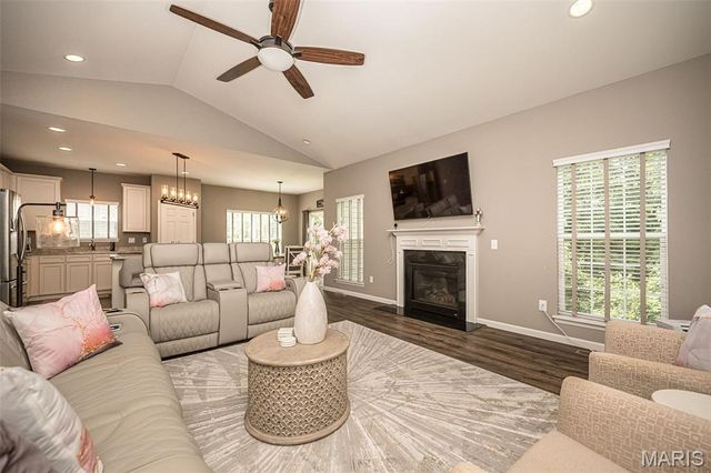 83 S Ridgewynd Court, Lake St Louis, MO 63367